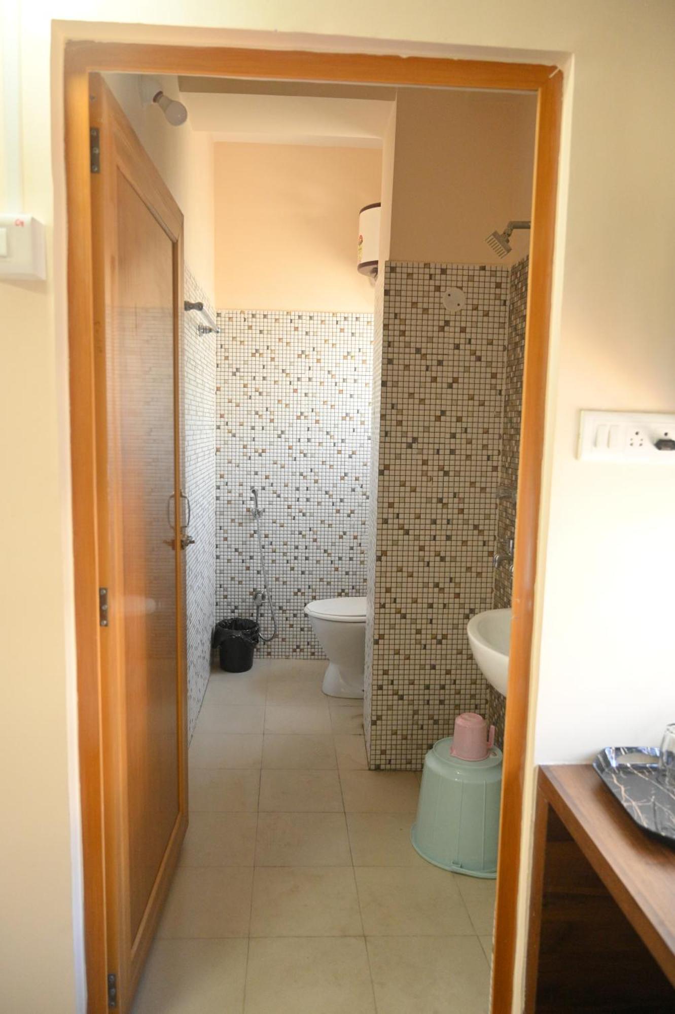 Sunflower Guest House غاواهاتي المظهر الخارجي الصورة