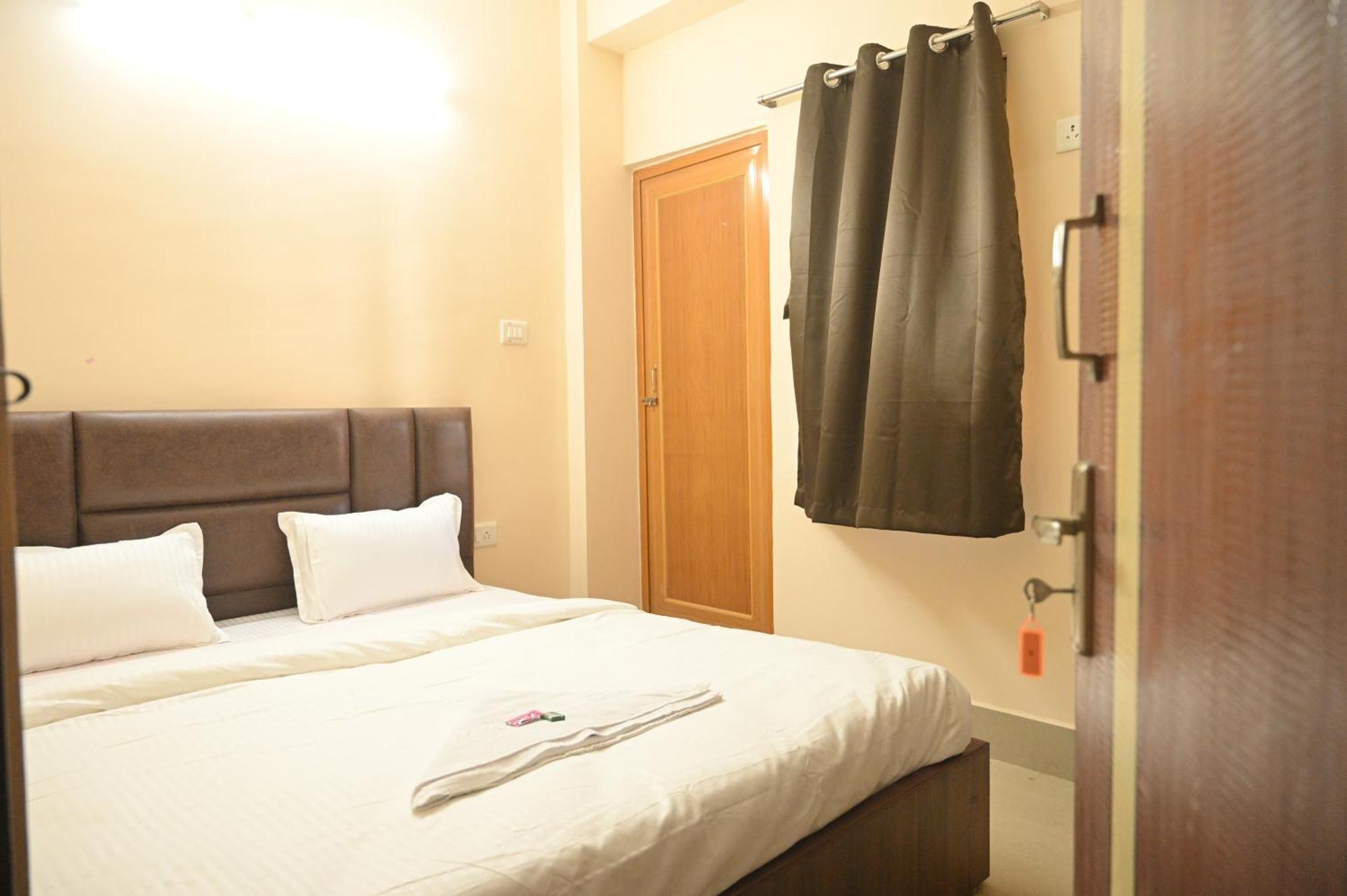 Sunflower Guest House غاواهاتي المظهر الخارجي الصورة