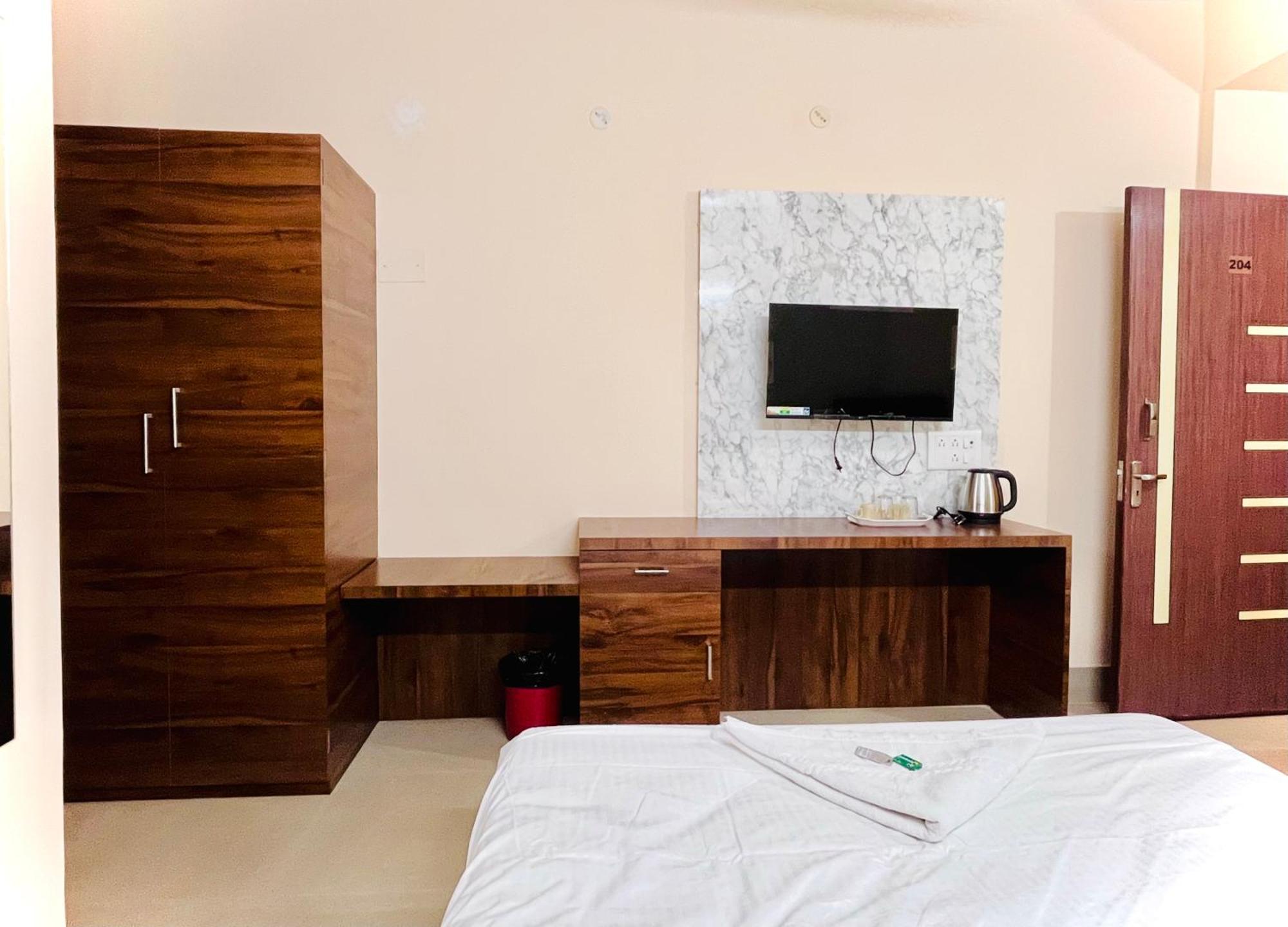 Sunflower Guest House غاواهاتي المظهر الخارجي الصورة
